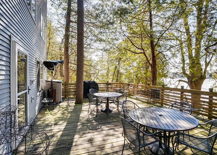 Elkhart Lake Home W/ Fishing Dock! Family Escape